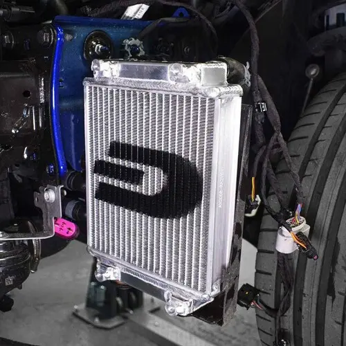 VW Golf R MK8 2020+ – Aluminium Performance Auxiliary Radiator
