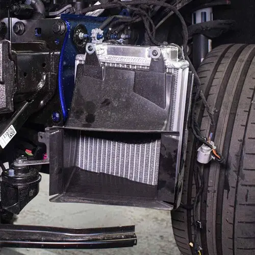 VW Golf R MK8 2020+ – Aluminium Performance Auxiliary Radiator